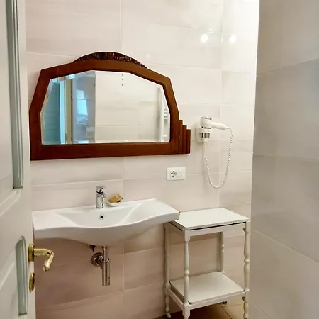 Bed & Breakfast Palazzo Cantarella *