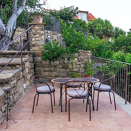 Palazzo Cantarella Bed & Breakfast
